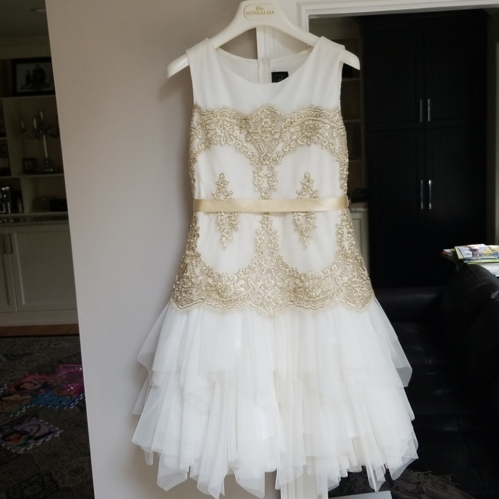 Chantilly Place cream tulle dress